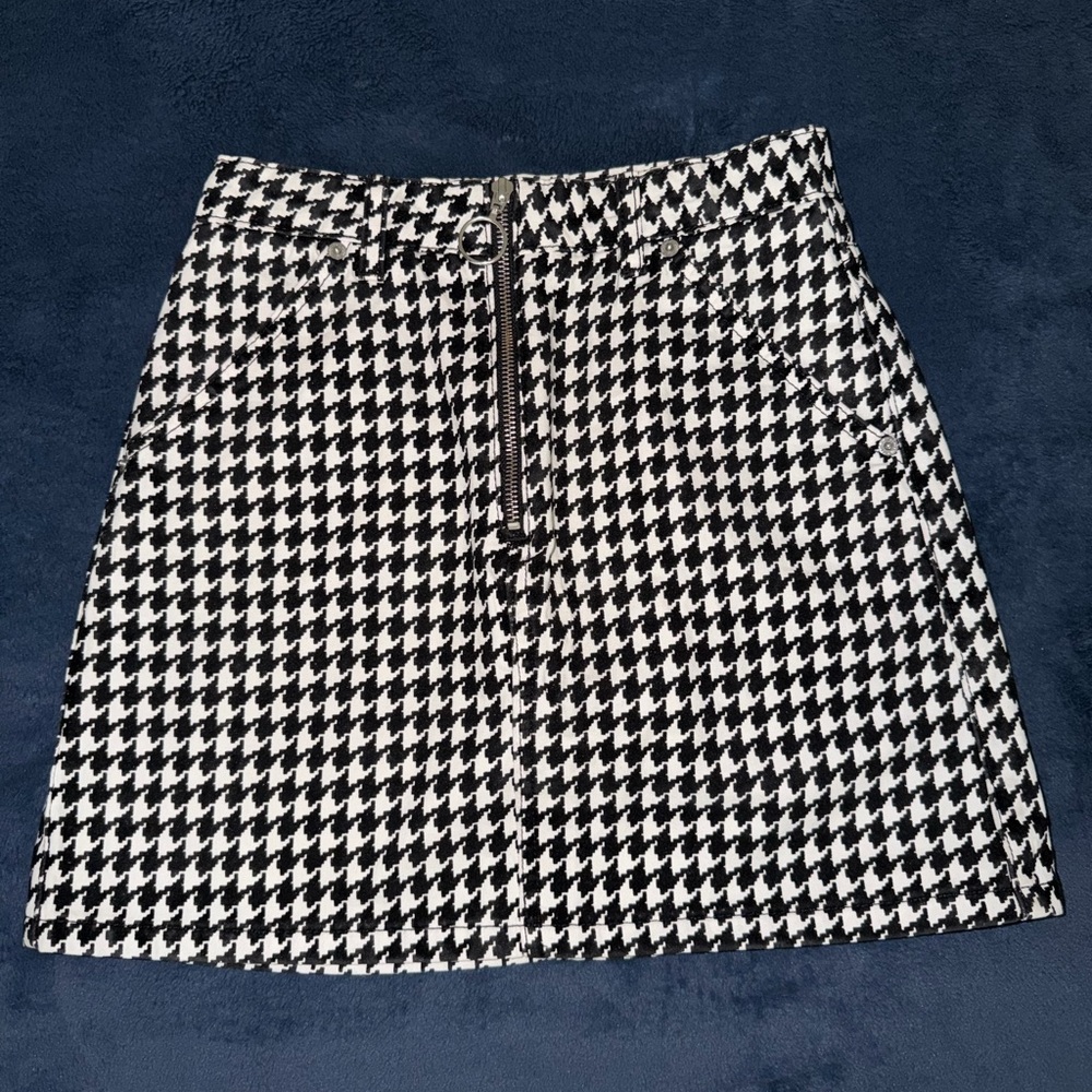 Topshop Black and White Mini Skirt